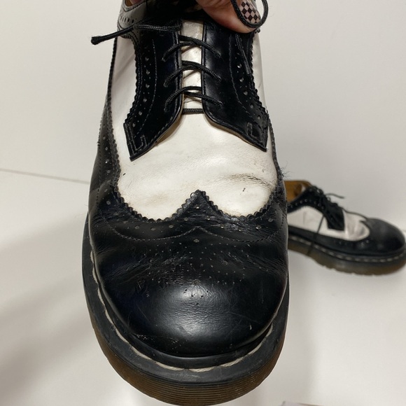 Dr. Martens Brogue Wingtip Oxford Shoes - Picture 7 of 17